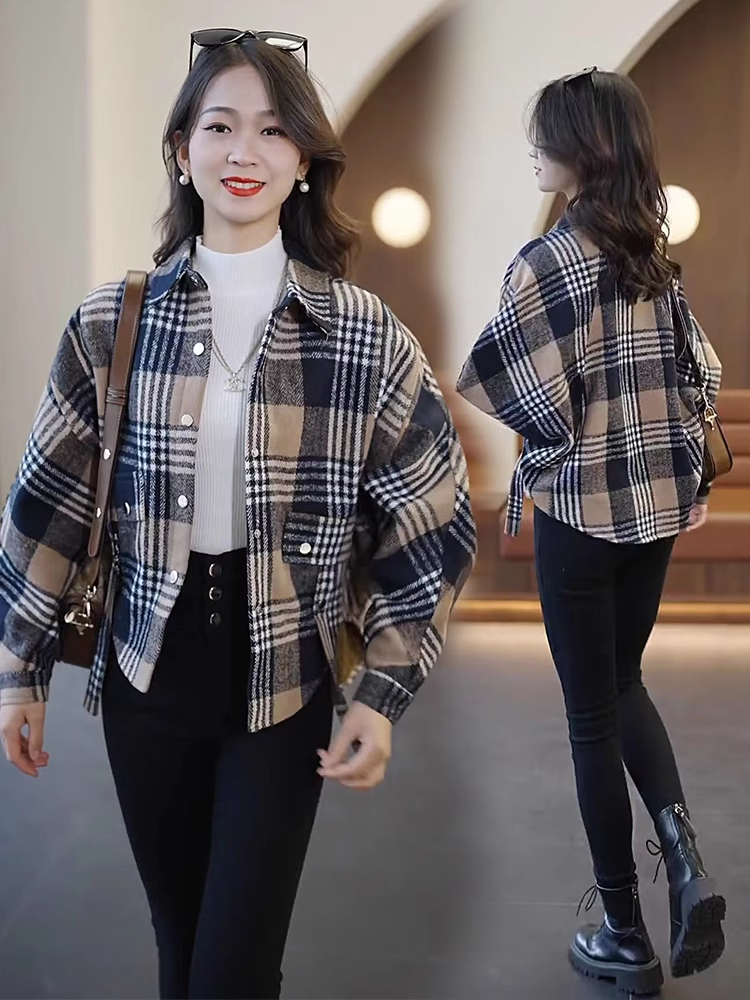 Karierte Hemdjacke aus Samt im koreanischen Stil