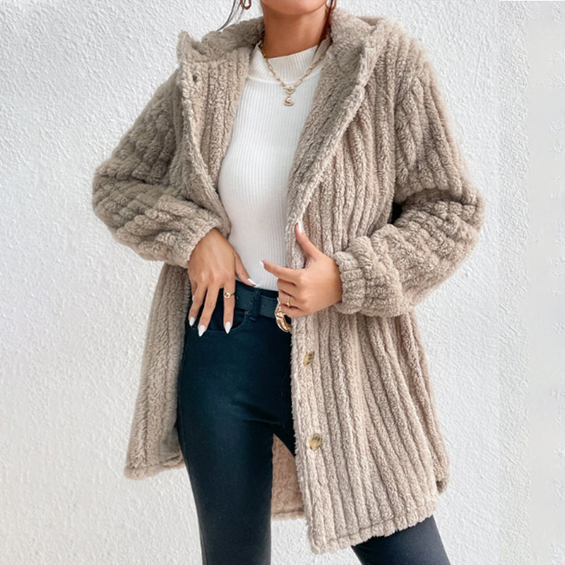 Strickjacke mit Knopfleiste und Kapuze